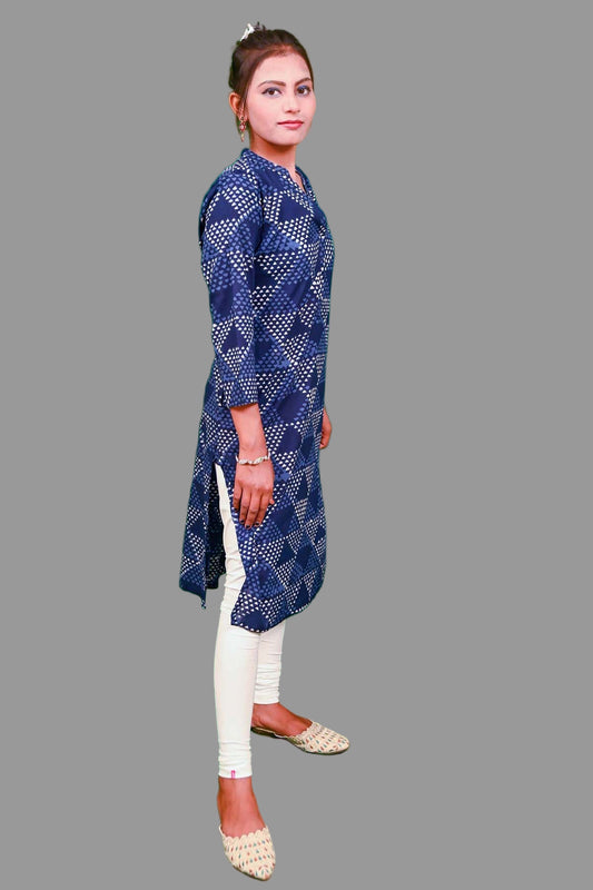 Trendy navy blue cotton kurti with triangle print