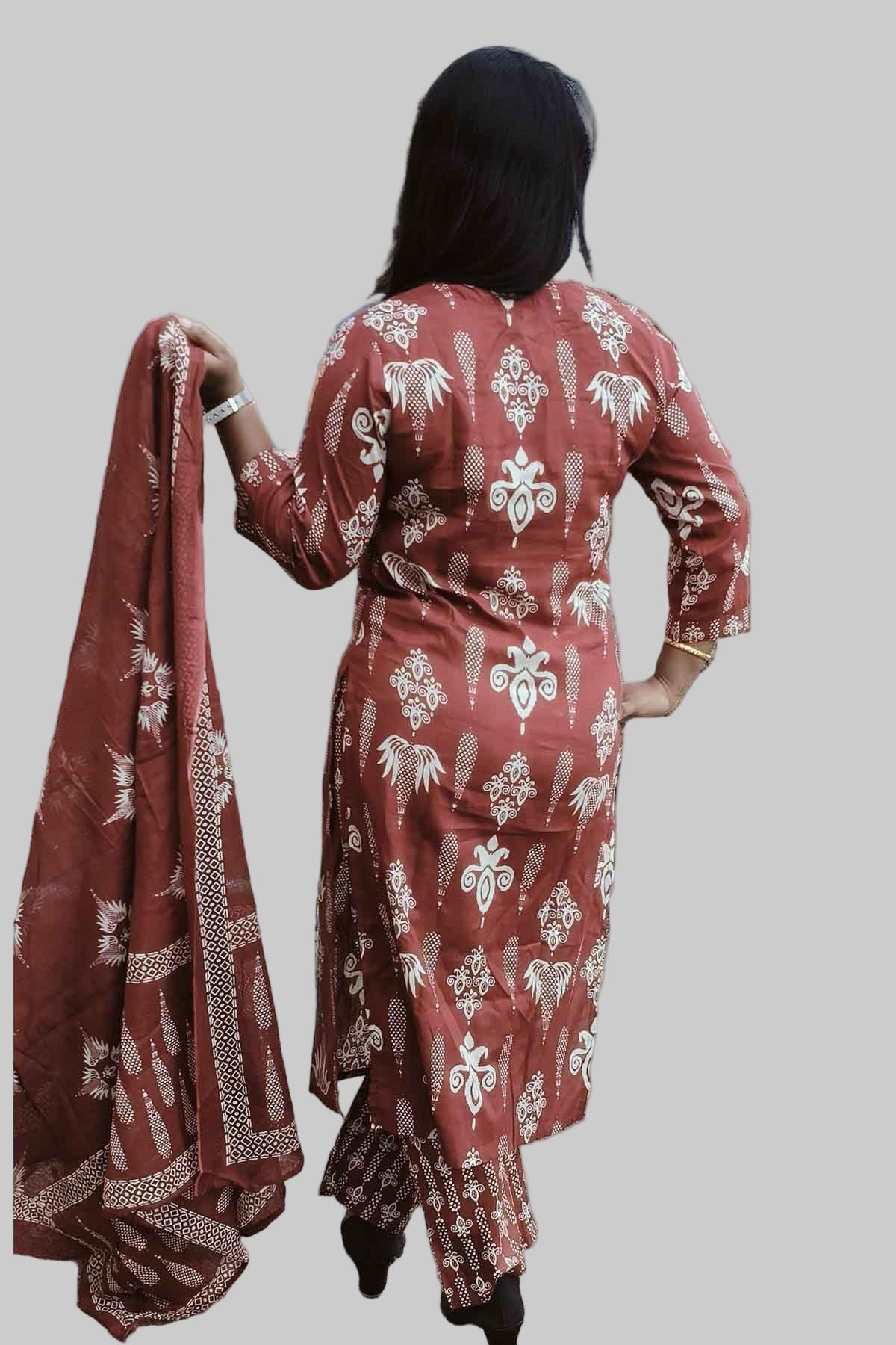 designer maroon  cotton kurti set with stylish mirror embellishments